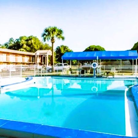 Oyo Hotel Mustang Silver Spring Fl 실버스프링 외부 사진