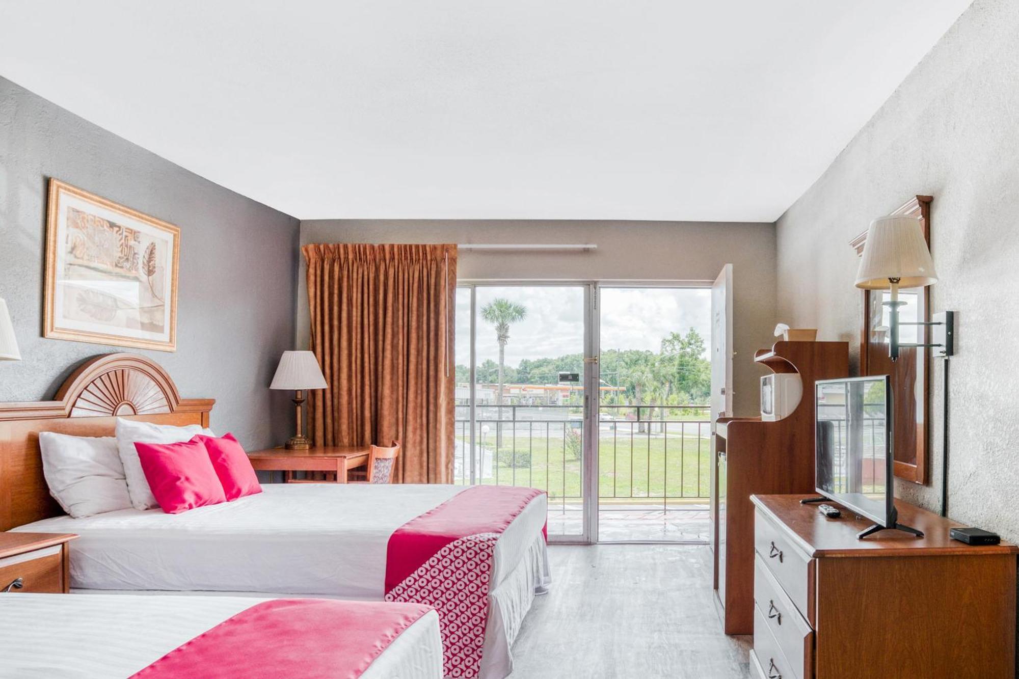 Oyo Hotel Mustang Silver Spring Fl 실버스프링 외부 사진