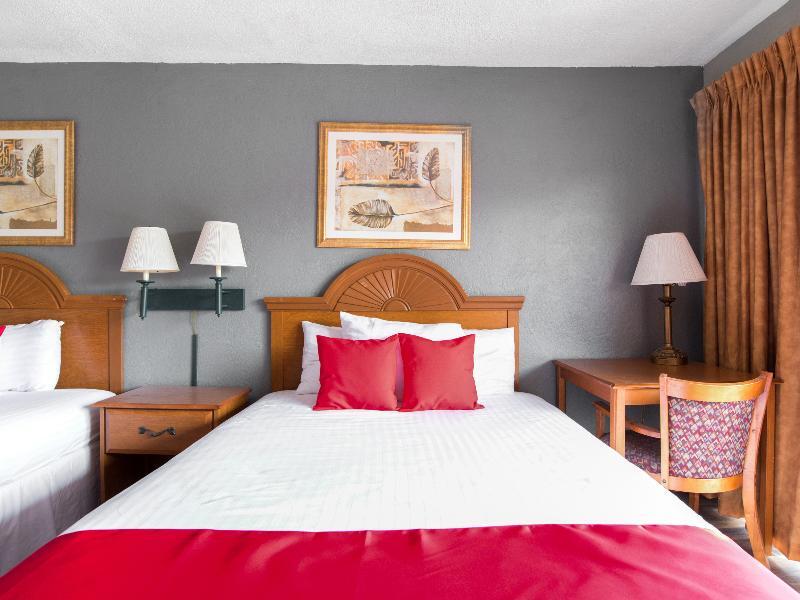 Oyo Hotel Mustang Silver Spring Fl 실버스프링 외부 사진